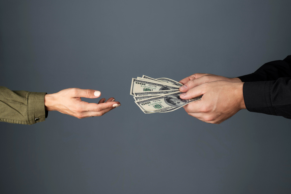 وام بلاعوض به چه کسانی تعلق می‌گیرد؟